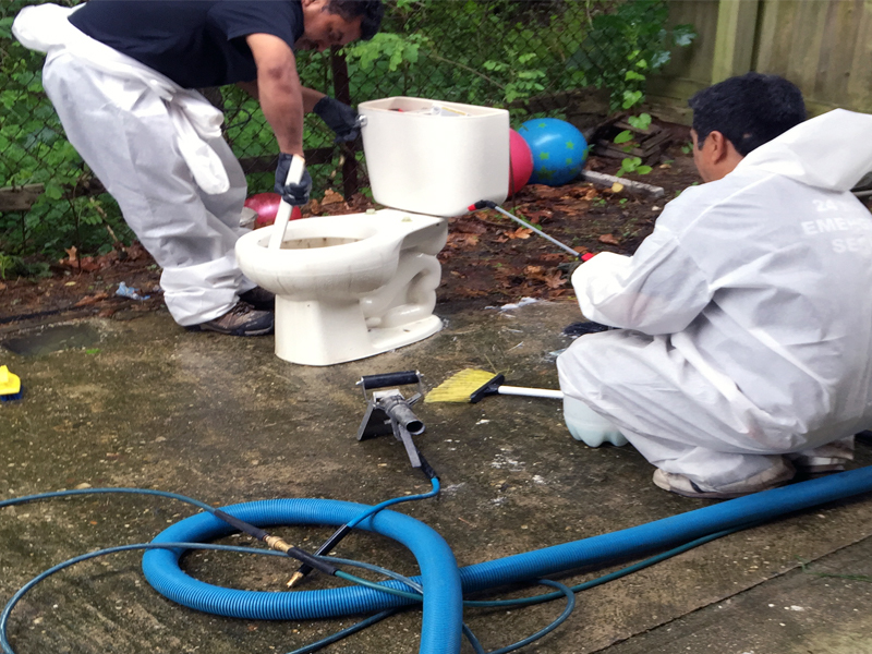 911 Sewage Backup Cleanup 4
